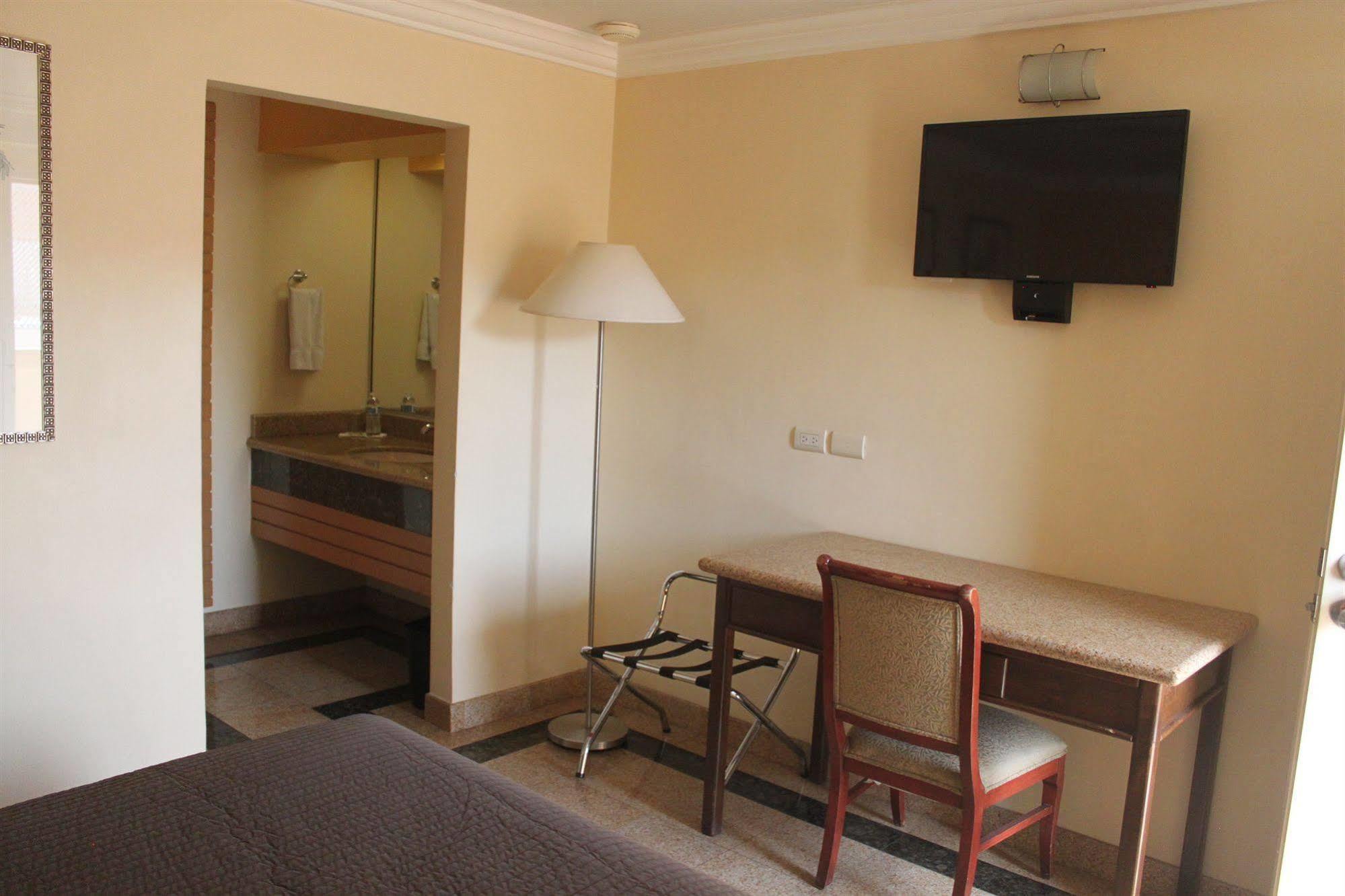 Hotel Aqua Rio Tijuana Zewnętrze zdjęcie